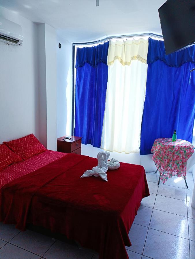 Hostal Venecia -Tu Casa En Manta. Esterno foto